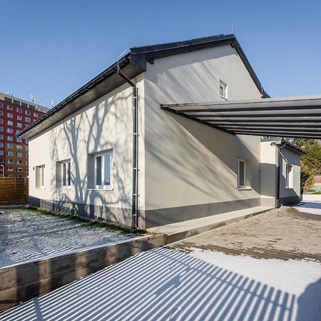 Apartmany Praha-Modrany Exterior foto